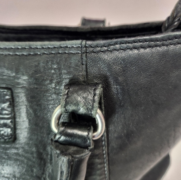 Tyoulip Sisters Lamb Leather women's handbag size OS black - Picture 9 of 11